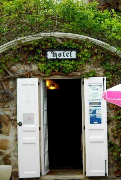 Hotel Restaurant Du Moulin De Barette Blavozy Exterior photo