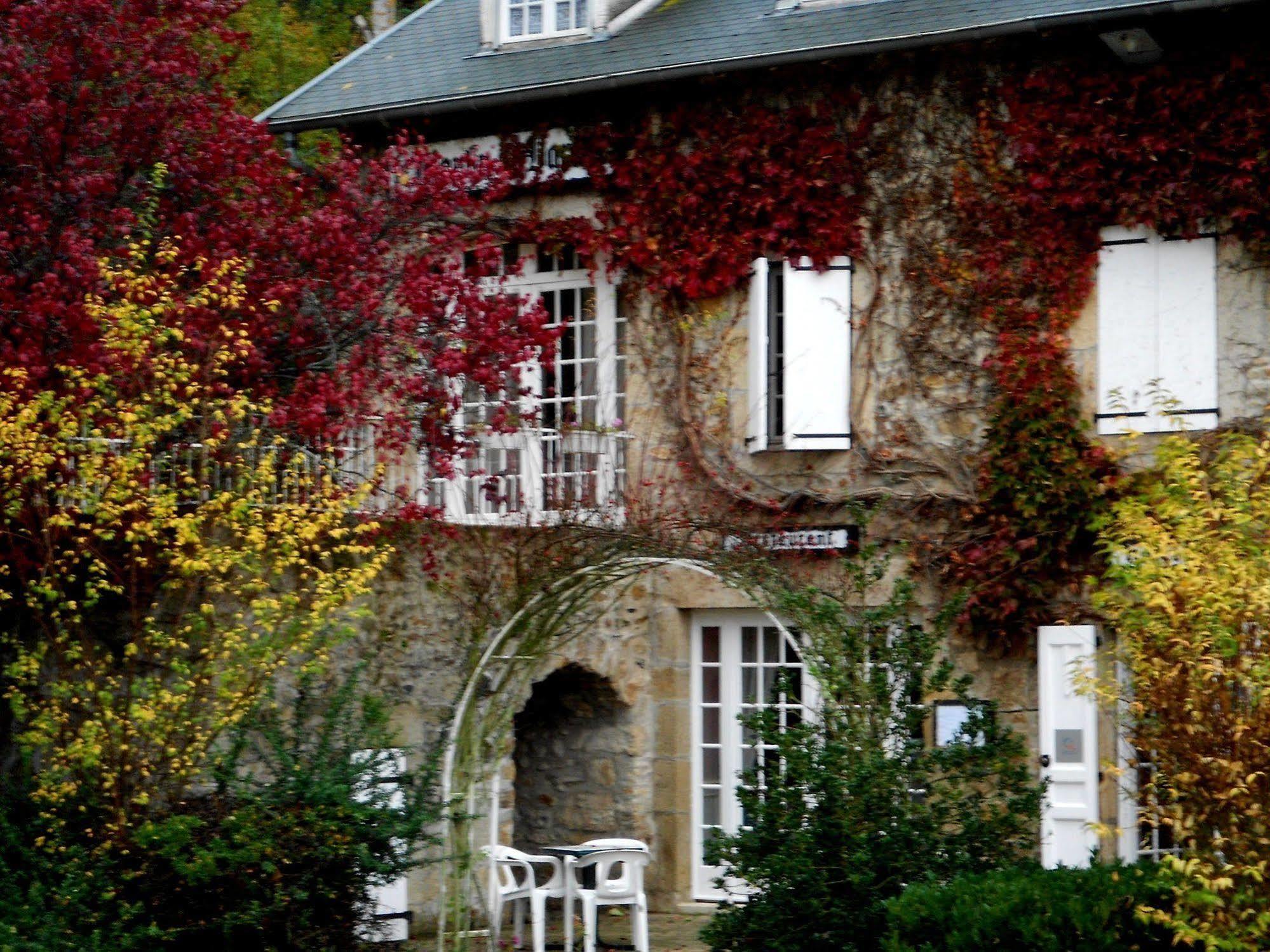 Hotel Restaurant Du Moulin De Barette Blavozy Exterior photo